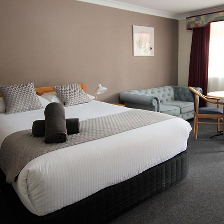 Highlands Motor Inn Оберон Экстерьер фото