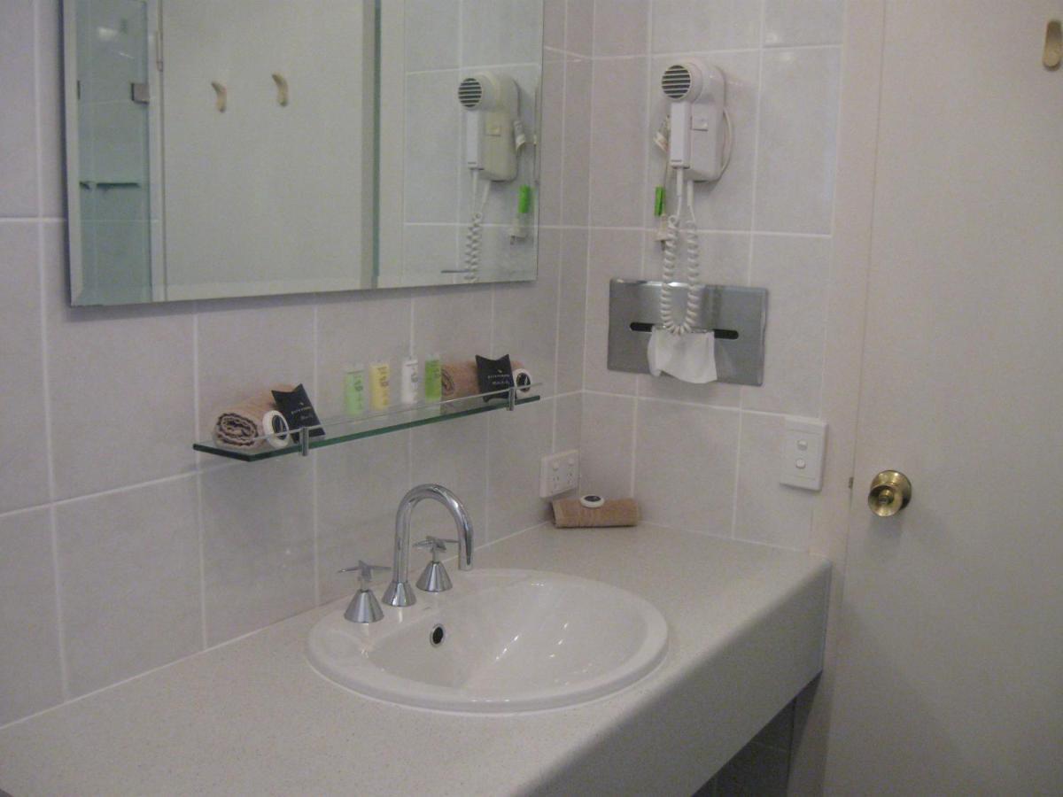 Highlands Motor Inn Оберон Экстерьер фото