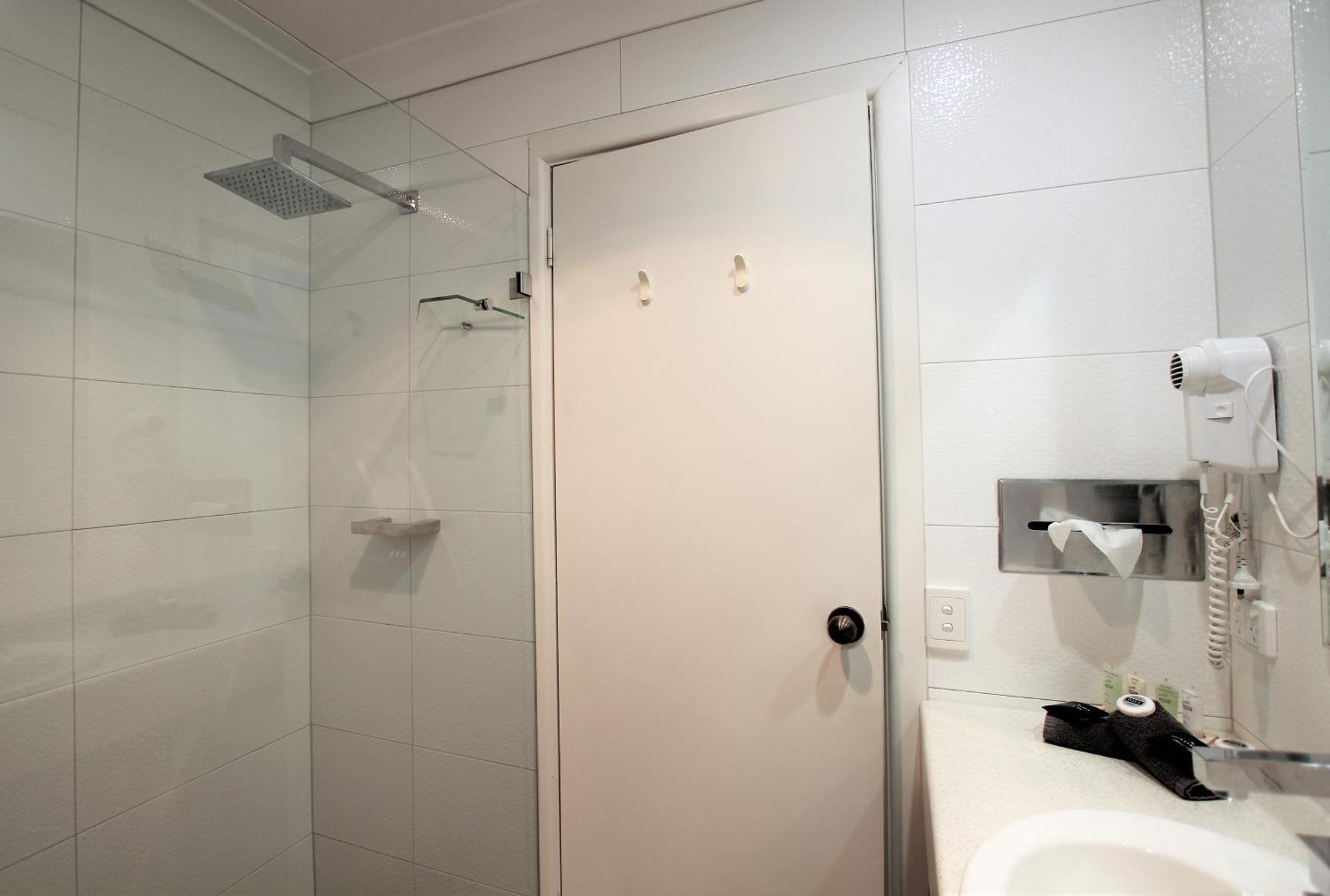 Highlands Motor Inn Оберон Экстерьер фото
